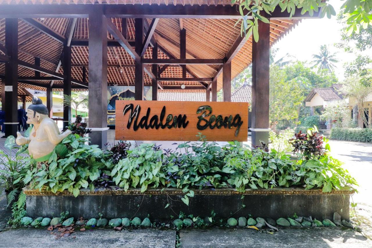 Omah Rohadi Syariah By Ndalem Beong Hotel Magelang Exterior photo