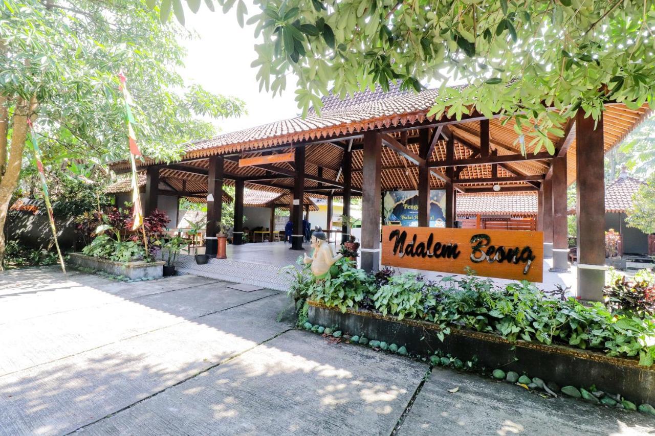 Omah Rohadi Syariah By Ndalem Beong Hotel Magelang Exterior photo