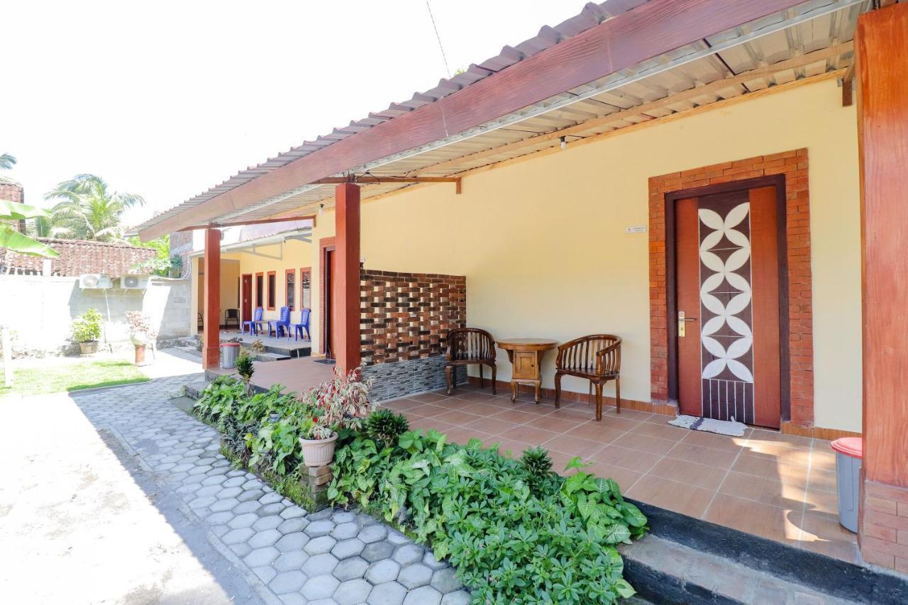 Omah Rohadi Syariah By Ndalem Beong Hotel Magelang Exterior photo