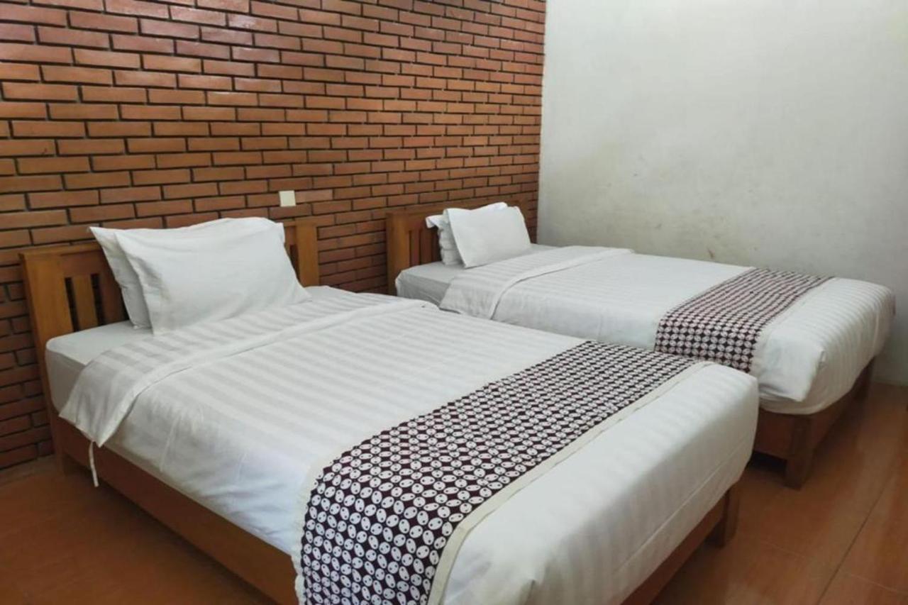 Omah Rohadi Syariah By Ndalem Beong Hotel Magelang Exterior photo